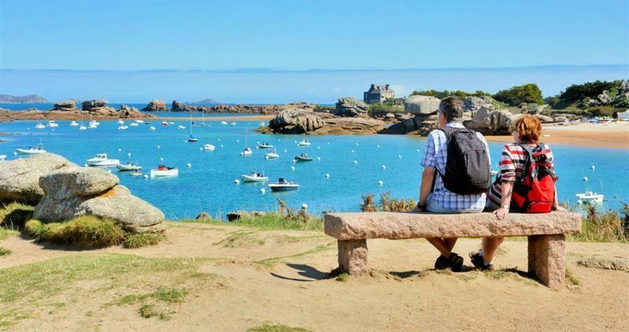 Camping Maeva Respire Le Village Perrosien Kültér fotó