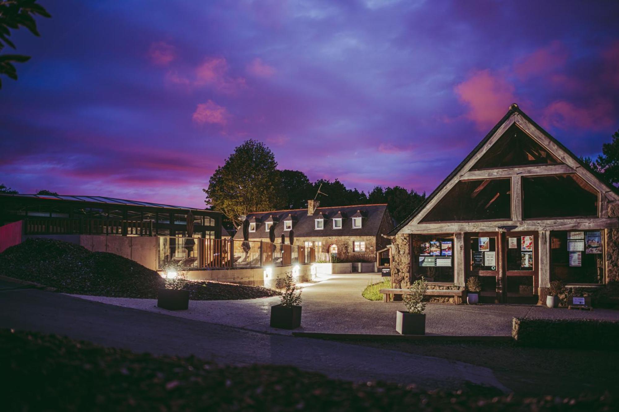 Camping Maeva Respire Le Village Perrosien Kültér fotó